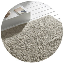 Large Cream-Coloured Area Rug at Simons Maison