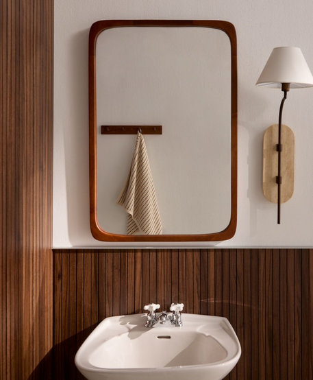 Modern bevelled mirror