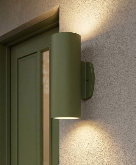 Large glossy metal hanging lamp