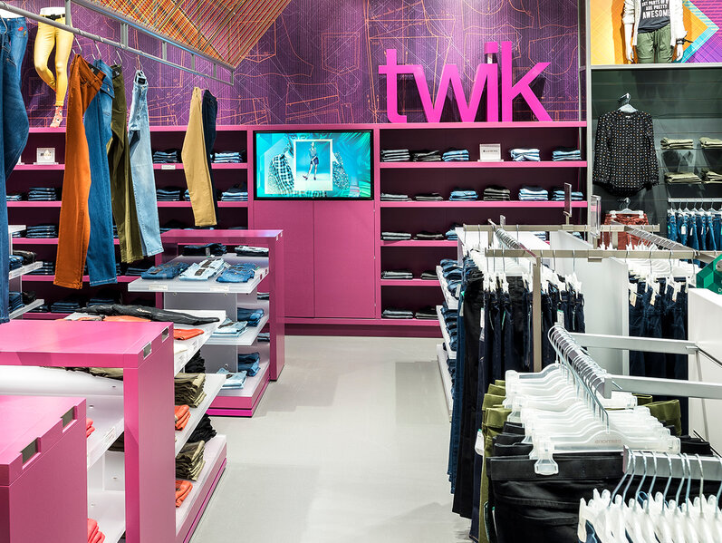 Twik department in store