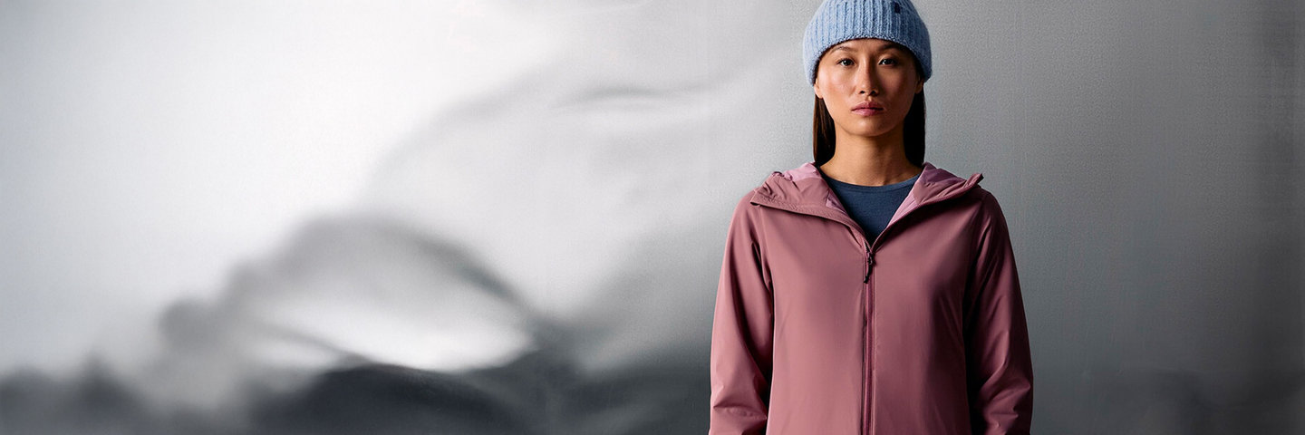 Les vêtements de sport chauds pour femme chez Simons