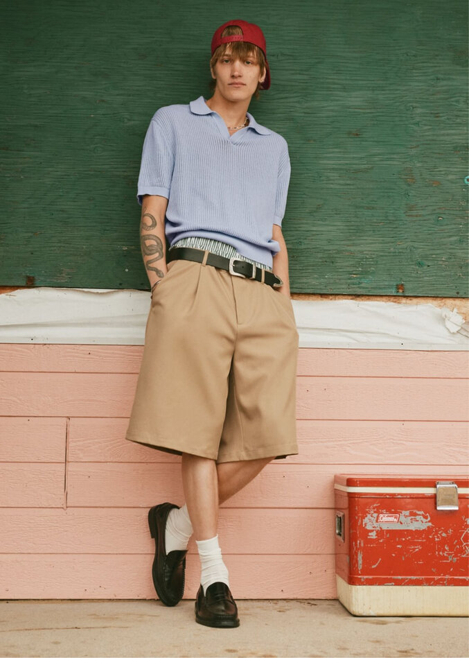 Wide pleated soft twill Bermudas in beige