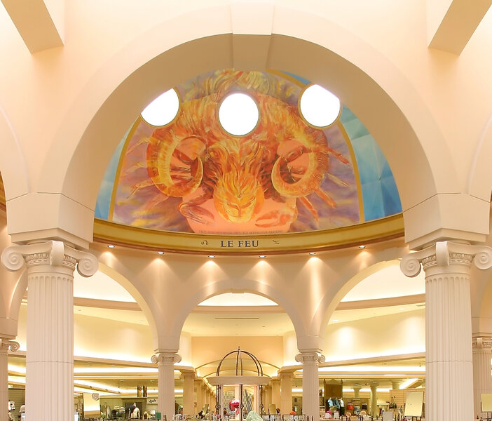 Old Simons store's cupola at Galeries de la Capitale
