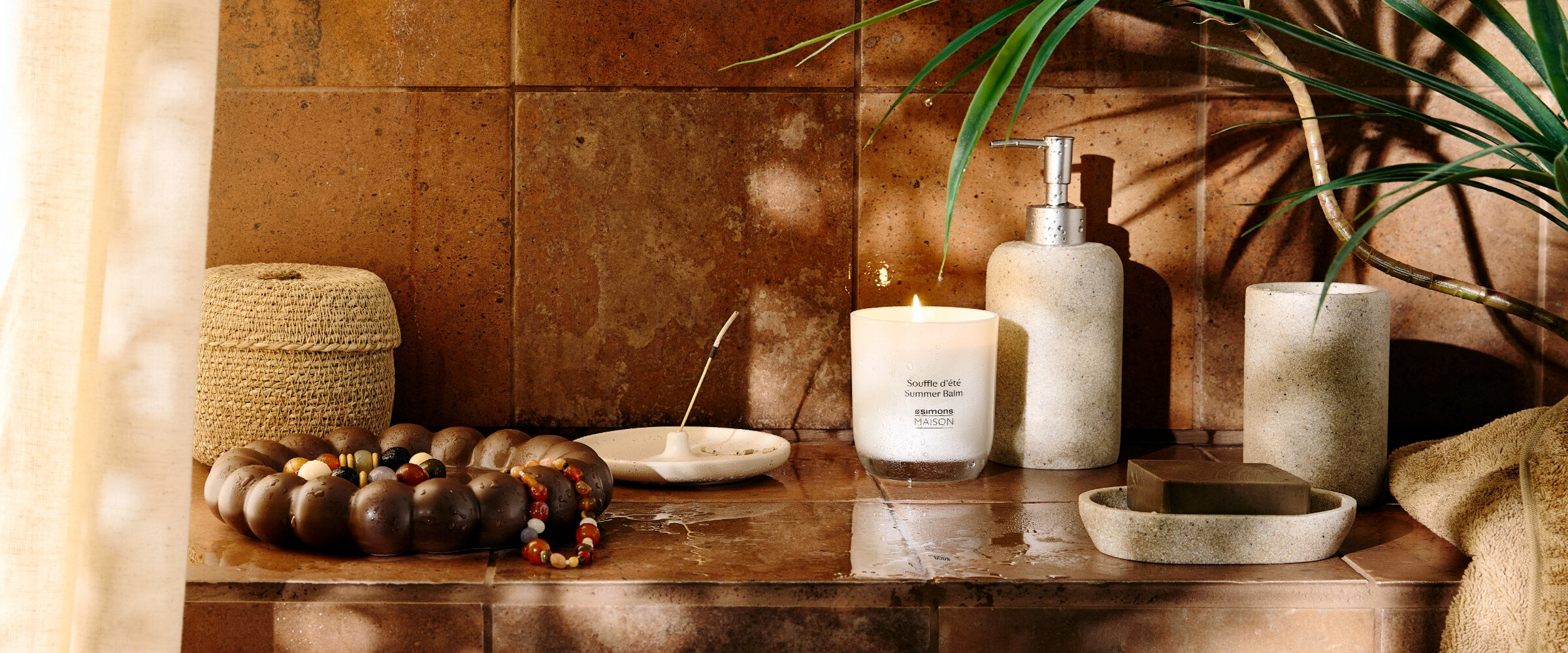 A soothing bathroom with an exotic charm