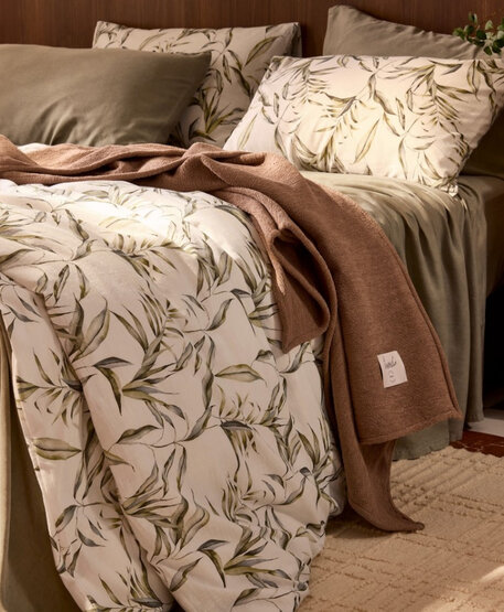 Toutes nos housses de couette et douillettes chez Simons Maison