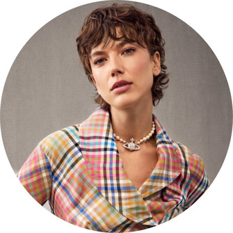 Le veston asymétrique à carreaux Stormy par Vivienne Westwood pour femme chez Édito Simons