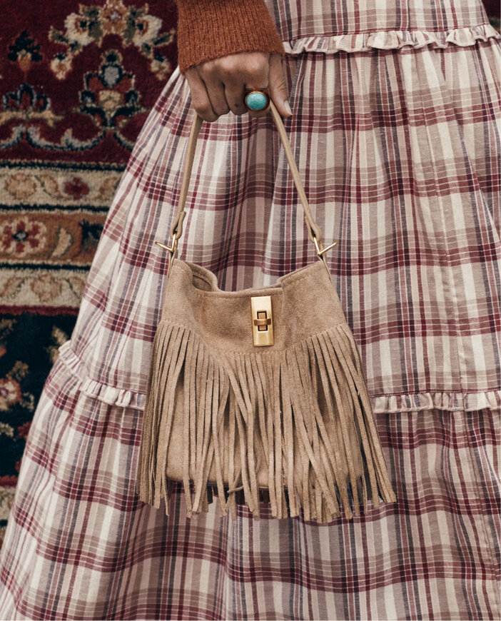 Sac besace en faux suède avec accents de frange
